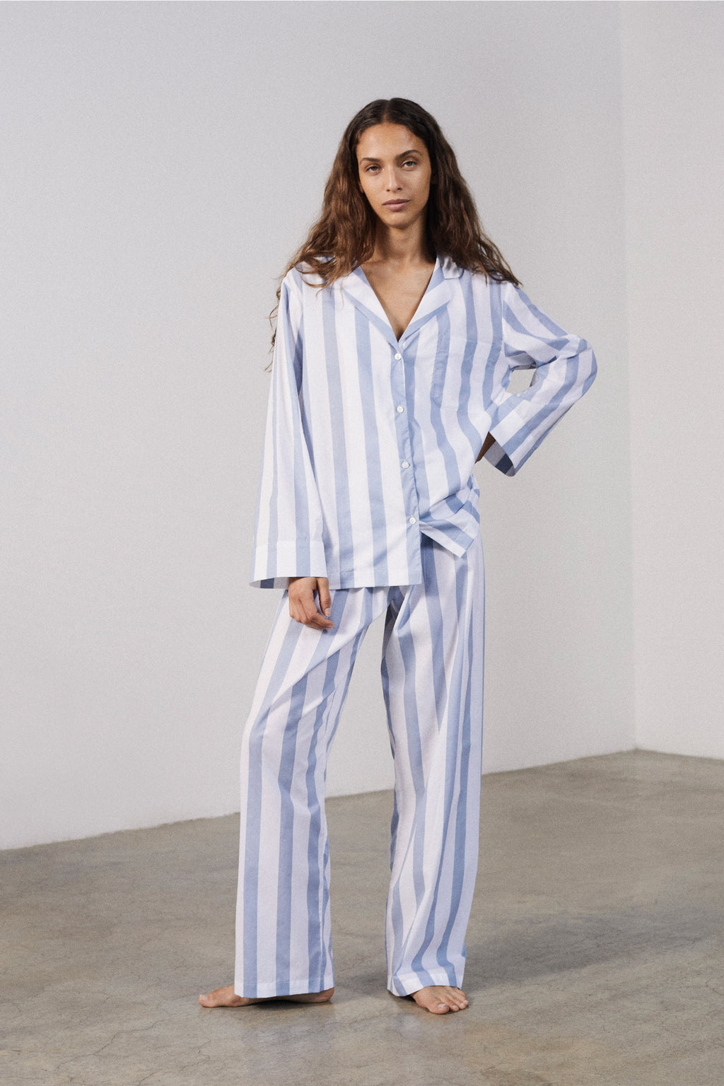 https://www.honnalondon.com/cdn/shop/files/dusty-blue-honna-striped-pyjama_1024x.jpg?v=1693838735